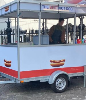 HOT DOG en HAUTE DOG FOODTRUCK